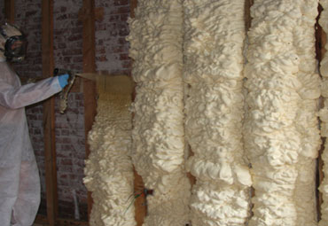 Types of Spray Foam in Montreal